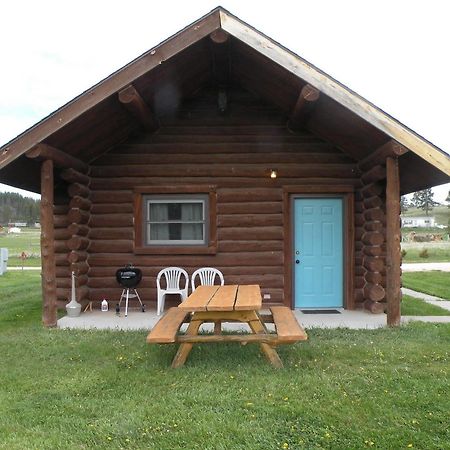 Gold Camp Cabins Custer Ngoại thất bức ảnh