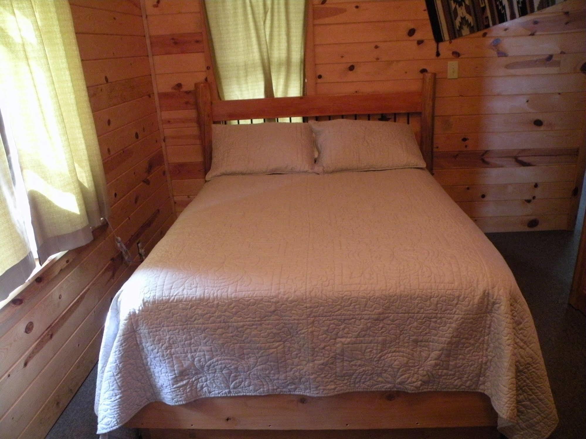 Gold Camp Cabins Custer Ngoại thất bức ảnh