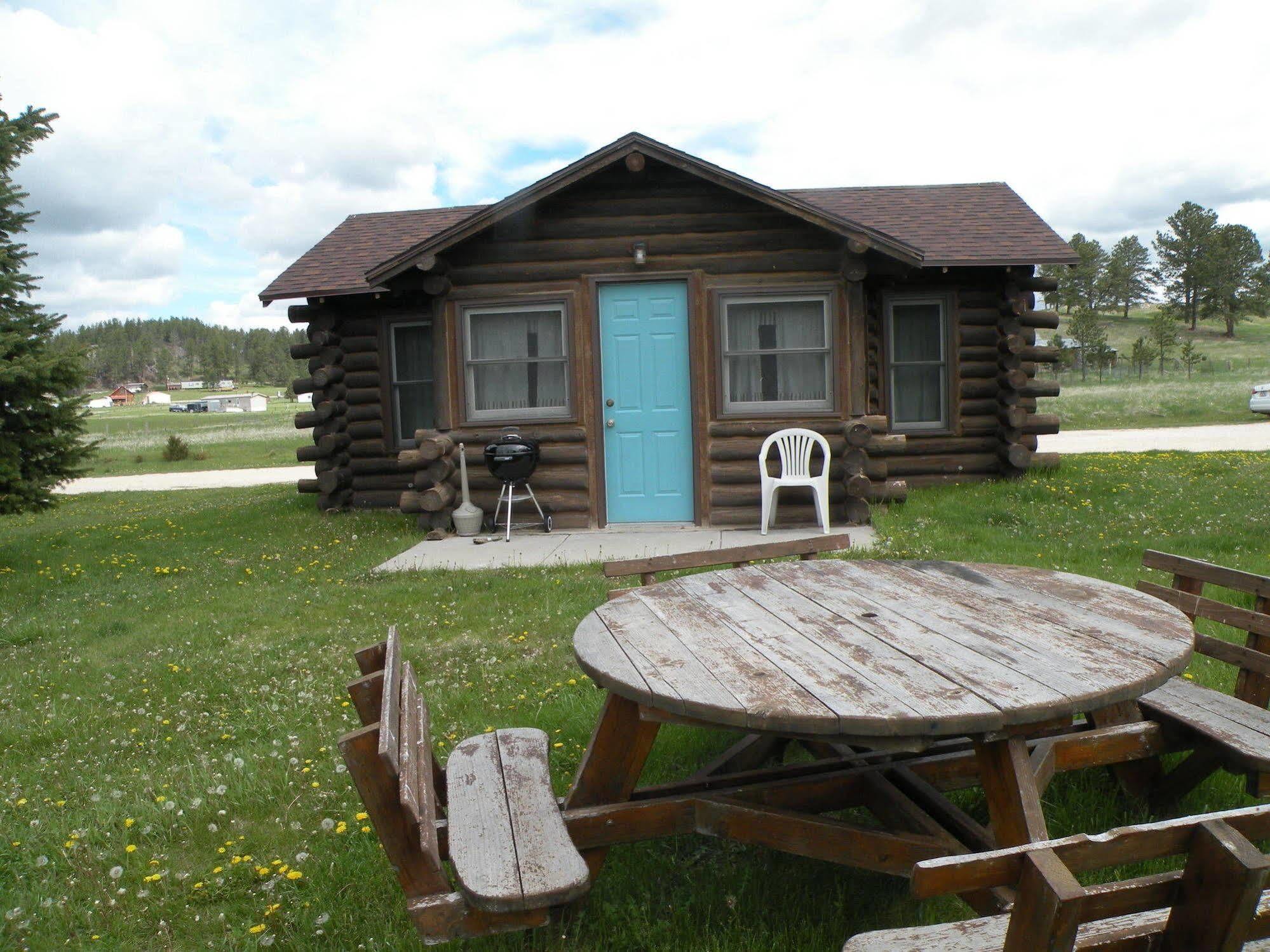 Gold Camp Cabins Custer Ngoại thất bức ảnh